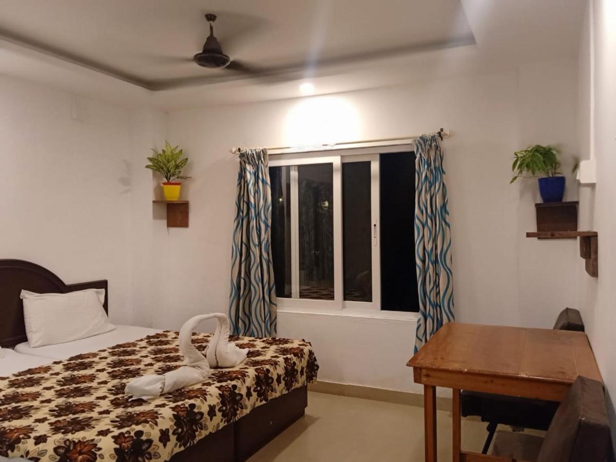 Vedha Ayurvedic Panchakarma Treatment Centre Hotell Alappuzha Exteriör bild