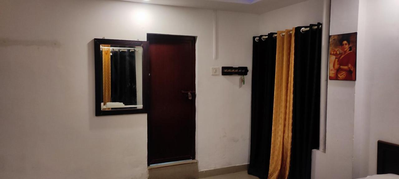 Vedha Ayurvedic Panchakarma Treatment Centre Hotell Alappuzha Exteriör bild