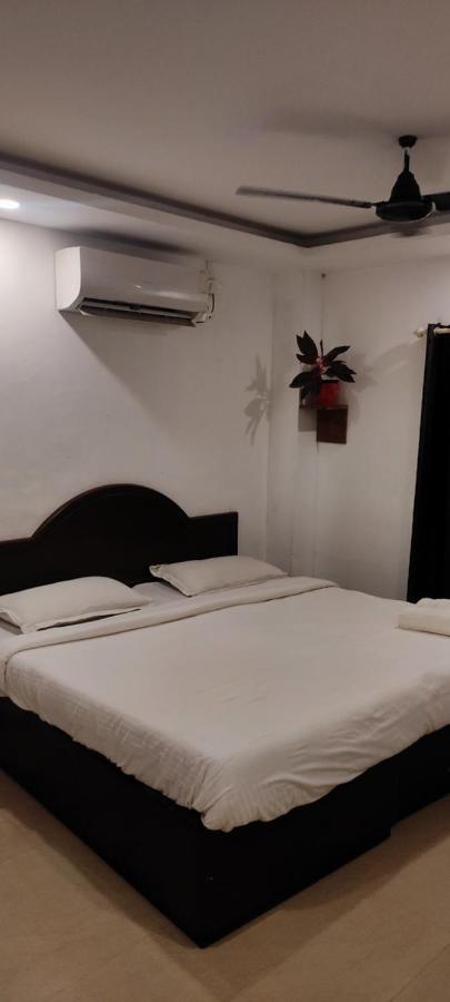 Vedha Ayurvedic Panchakarma Treatment Centre Hotell Alappuzha Exteriör bild