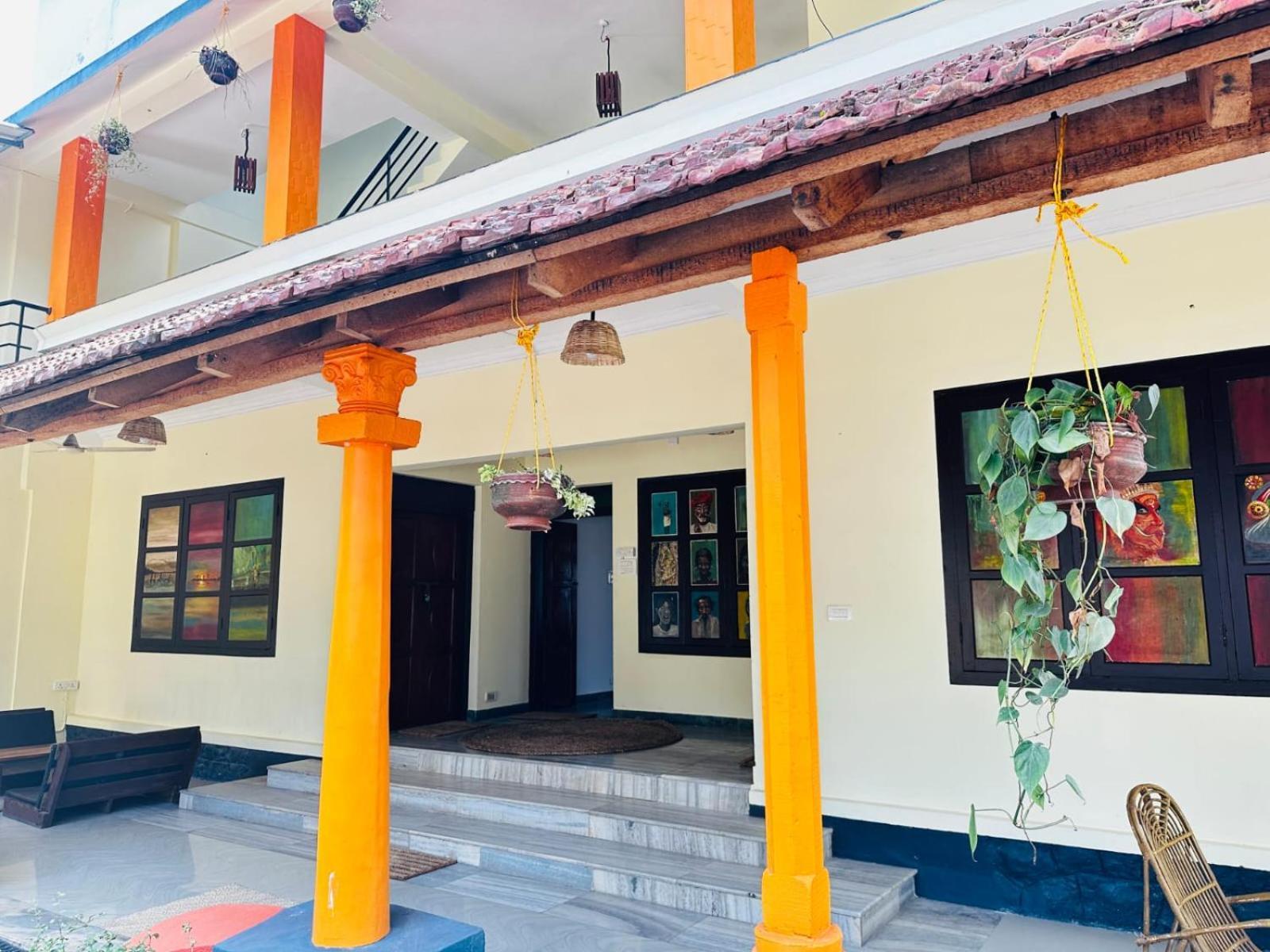 Vedha Ayurvedic Panchakarma Treatment Centre Hotell Alappuzha Exteriör bild